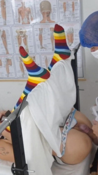 Ragazza per la prima volta dal Ginecologo.