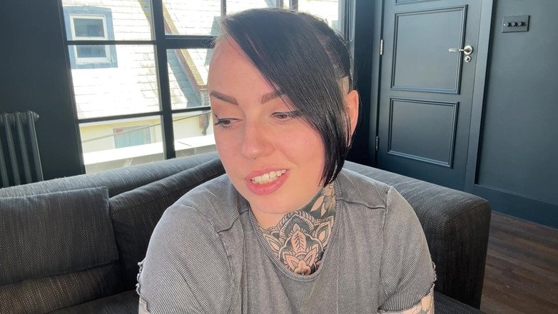 Miss Valentina: Zaakceptuj wersję beta swojego miejsca