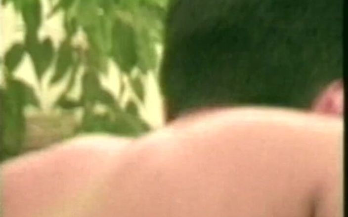 Gay 90's Vintage Porn: 性感的屁股在发情 #4