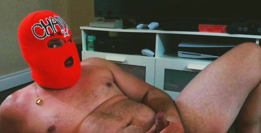 Change340: Den här masken blötläggs i sperma vem vill bära den...