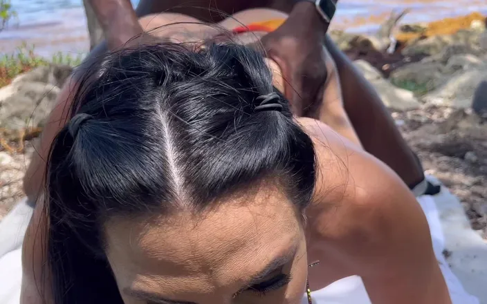 Sandy Love: Nasty Sandy Gets Interracial Creampie by BBC