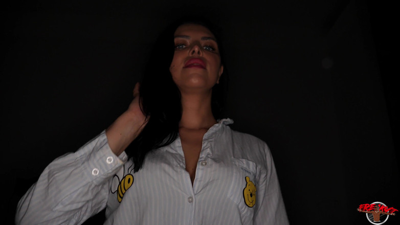 Freaky T: Busty MILF Kira Queen Handle Freakyt