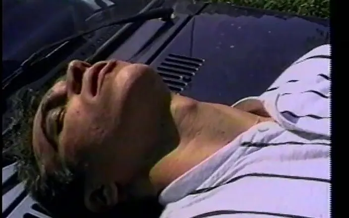 Gays Case: Manly Horny Hunk Fucks Boy's Tight Ass on the Bonnet...