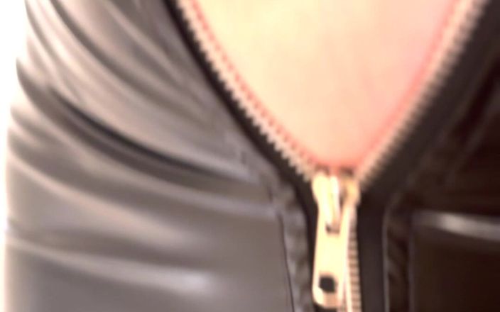 BDSM lover: Tiptoe Slave Challenge - Extreme High Heel Restraint &amp; Foot Tease