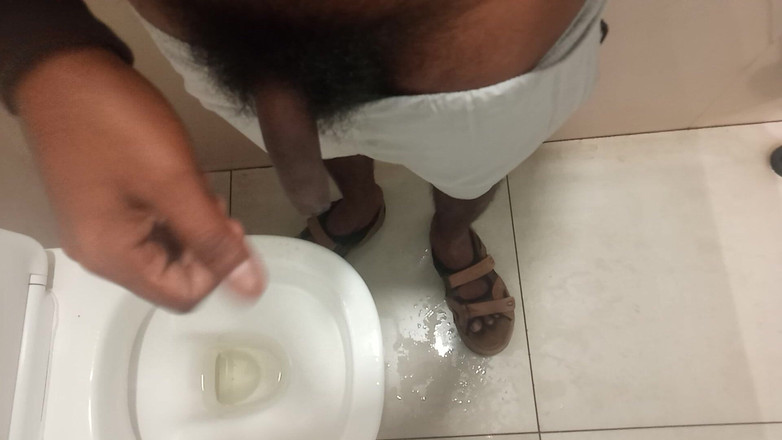 KUMBHA MANOJ KUMAR: Vahşi desi çıplak banyo porno videosu