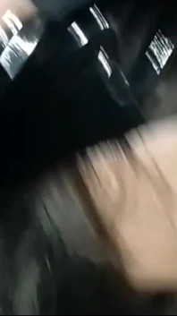 Ella chupa mi polla con avidez y me corro en su boca!!