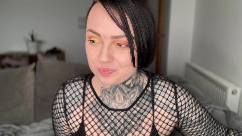 Miss Valentina: Mengirim Kehidupan