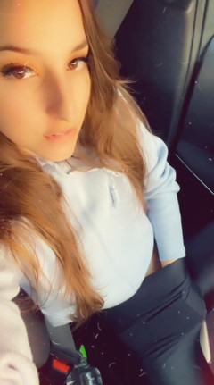 Amirah Adara: Přidáváš se ke mně? Potřebuji pomocnou ruku