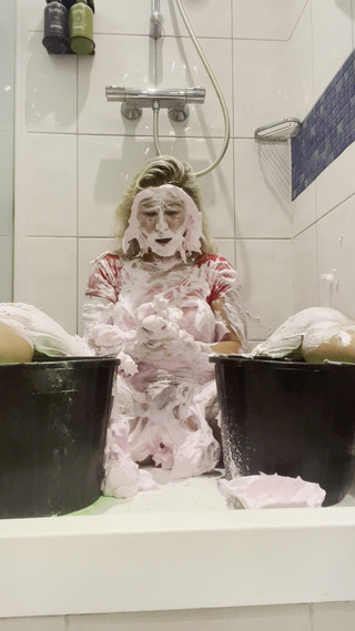 CALLIE ROKS: Pink Pies to the Face and Gunge Buckets Over My...