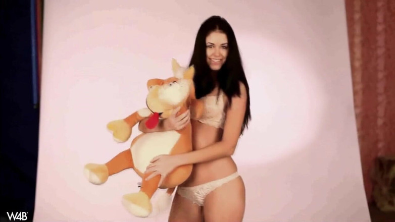 Watch4beauty: Adee's Casting