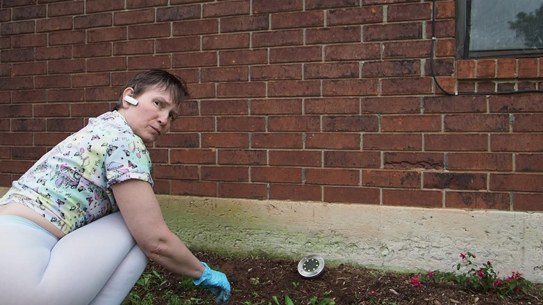 Aurora Willows: Bohyně Aurora Willows Vlastní objednávka Venku zahradničené ve světle modrých...