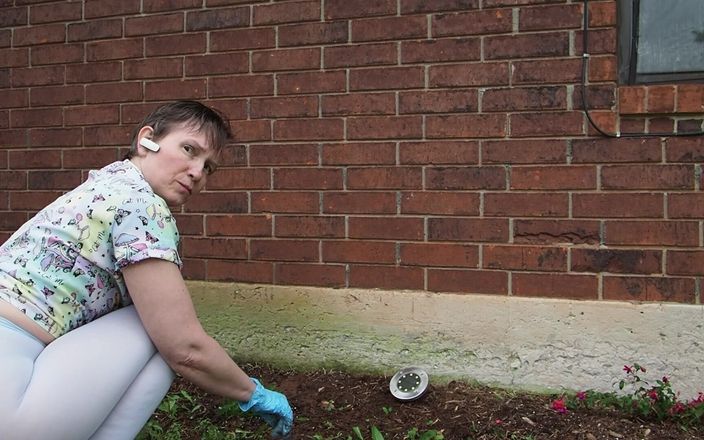Aurora Willows: Zeița Aurora Willows Comandă personalizată în afara grădinărit în colanți albaștri