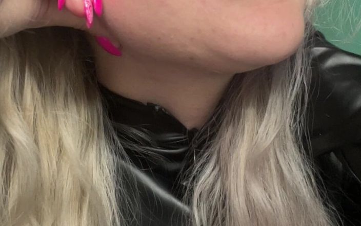 FinDom Goaldigger: ¡Muéstrame tu lengua!
