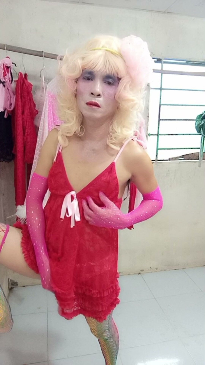 nguyen dang thien tri: Oanh Le Transgender Wearing Sexy Clothes Porn Selfie