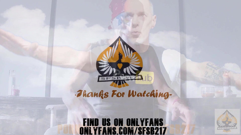 Shadow And Marie: Pompino fantastico dalla miLF dai capelli scuri unghie nere