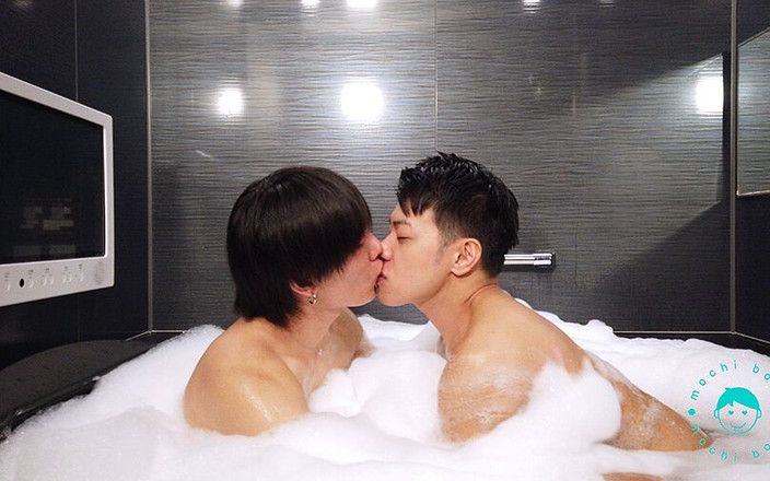 Mochi Boys: Söta Japanska Pojkar Första Gay Porrfilm