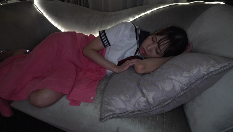 Raptor Inc: टॉप क्लास लाउंज लड़की वास्तव में एक विवाहित महिला है! वह एक जीवित कामोदिसक है जो रात को रेंगना पसंद करती है!