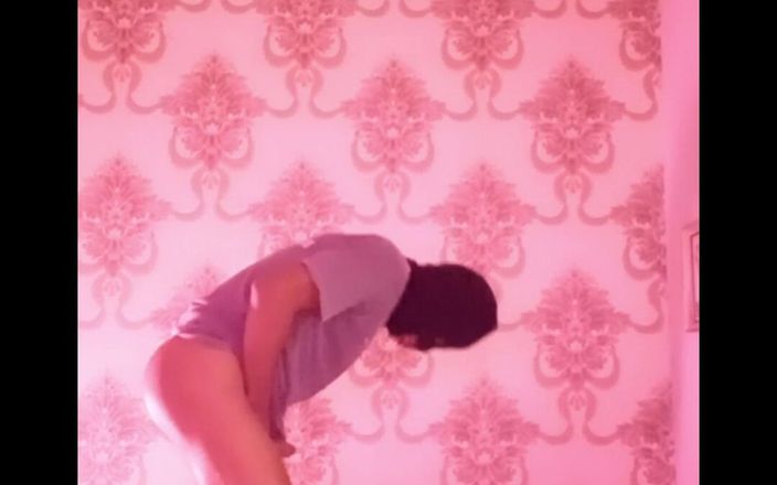 Vitoriaggmineira: Aku dientot habis-habisan sama kontol raksasa pria kulit hitam pagi-pagi,...