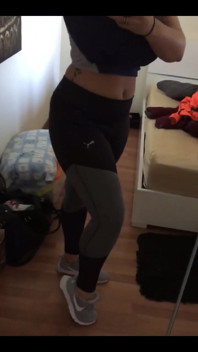 Mirror Flaunting Before a Gym Session!