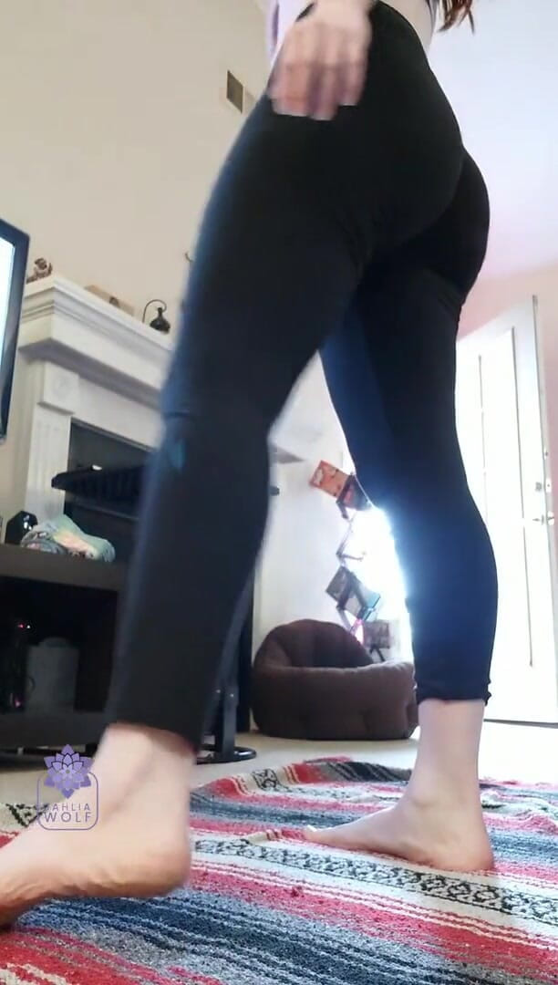 Dahlia Wolf: Spandex-training 2