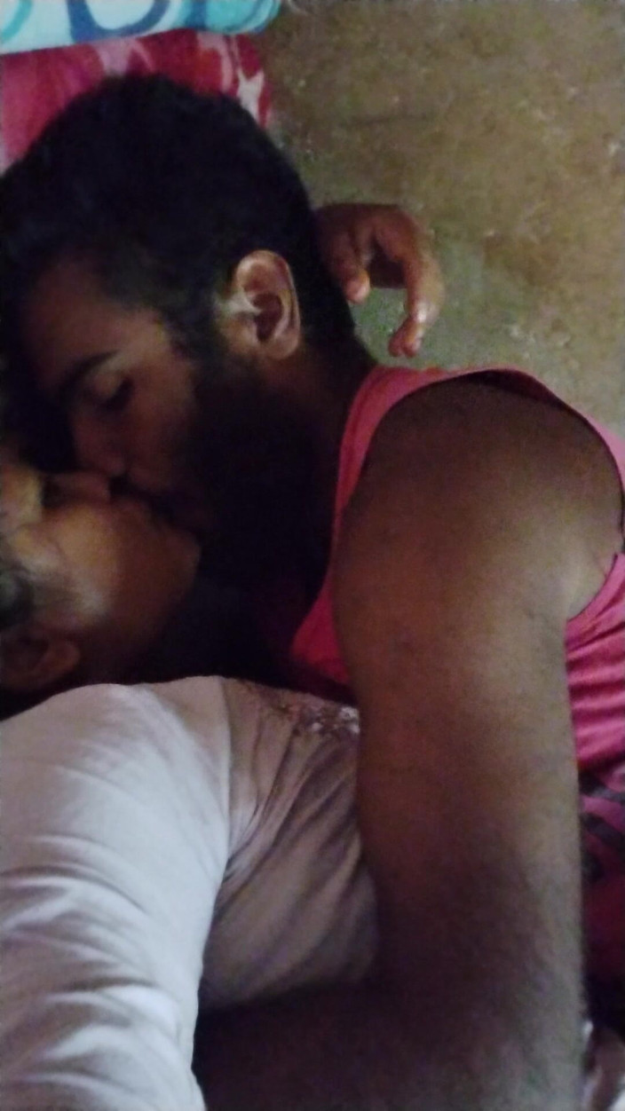 Mg3947731: Enormes mamas indiana milf tira Saree Choli e fode com...