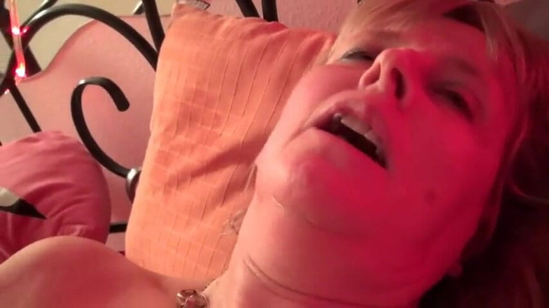 Abby Roberts: Film ngentot zoom