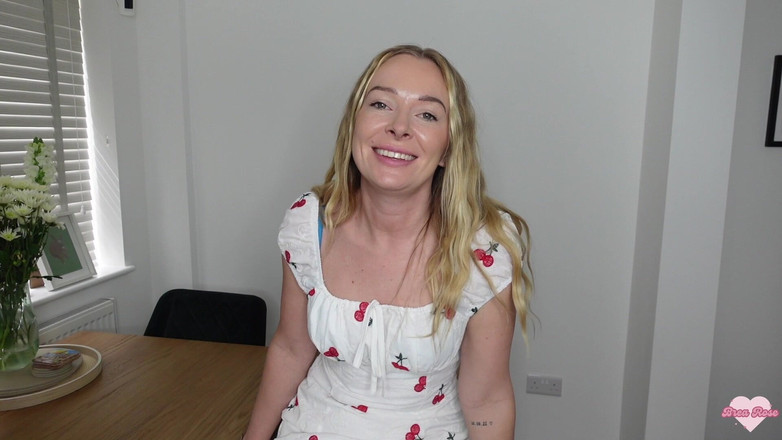 Brea Rose: Kakak pecinta lingerie lagi asik pindah ke rumah