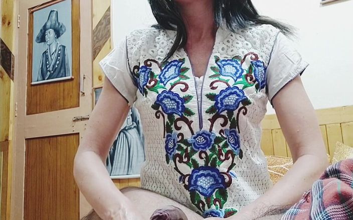 Bolly Karma: Este o mașină de făcut dragoste