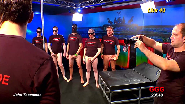 Gang Bang Germany: Ggg John Thompson - Pesta seks gangbang langsung Elisa dan Viktoria...