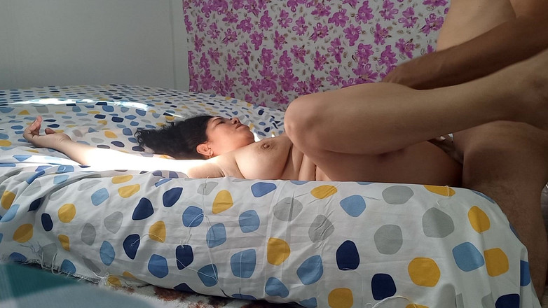 Valkyrieandluigy: Krásná prsatá dívka ošukaná