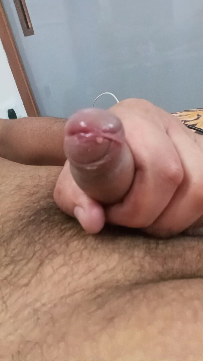 Johny Bisht: La piccola johny si masturba