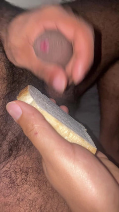 Weslley Bull: Fodendo e dando porra à minha cadela para comer com pão