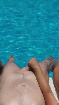 Katt Oferă un serviciu la piscină de 5 stele