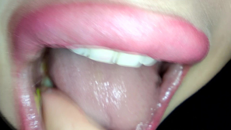 Princess18_: Mouth Tour of Lustful Giantess