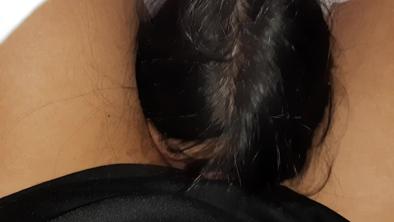 Lesbian-illusion: Semasa teman wanita saya belajar untuk peperiksaan, jiran kita bermain...