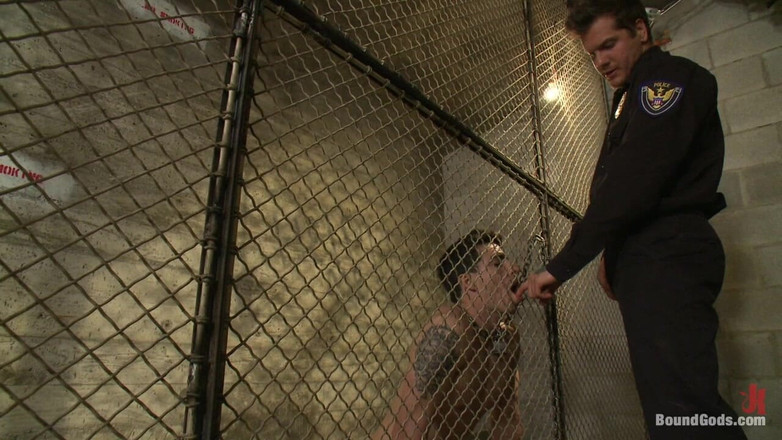 Bound gods: ¡Aléjate del maldito carril rápido!