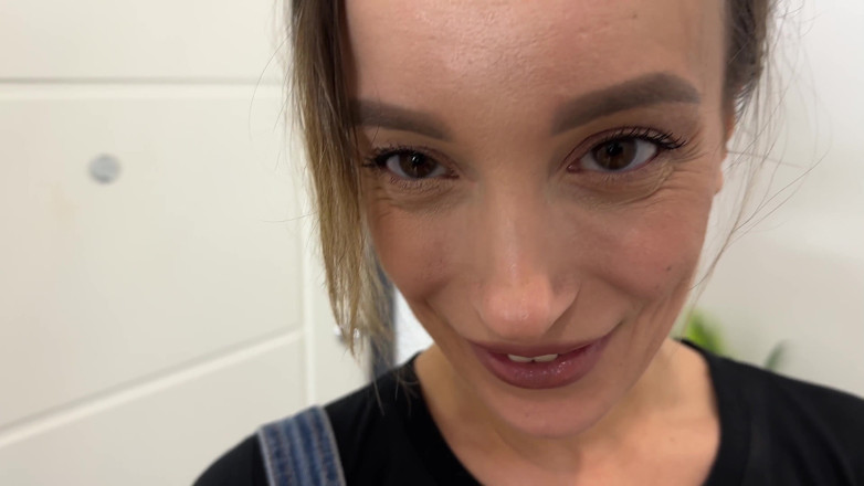 Mary Frost: Une livreuse de pizzas de sexdater se fait baiser dans...