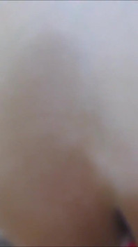 Výstřik do kundičky svázané lanem POV šukání zezadu