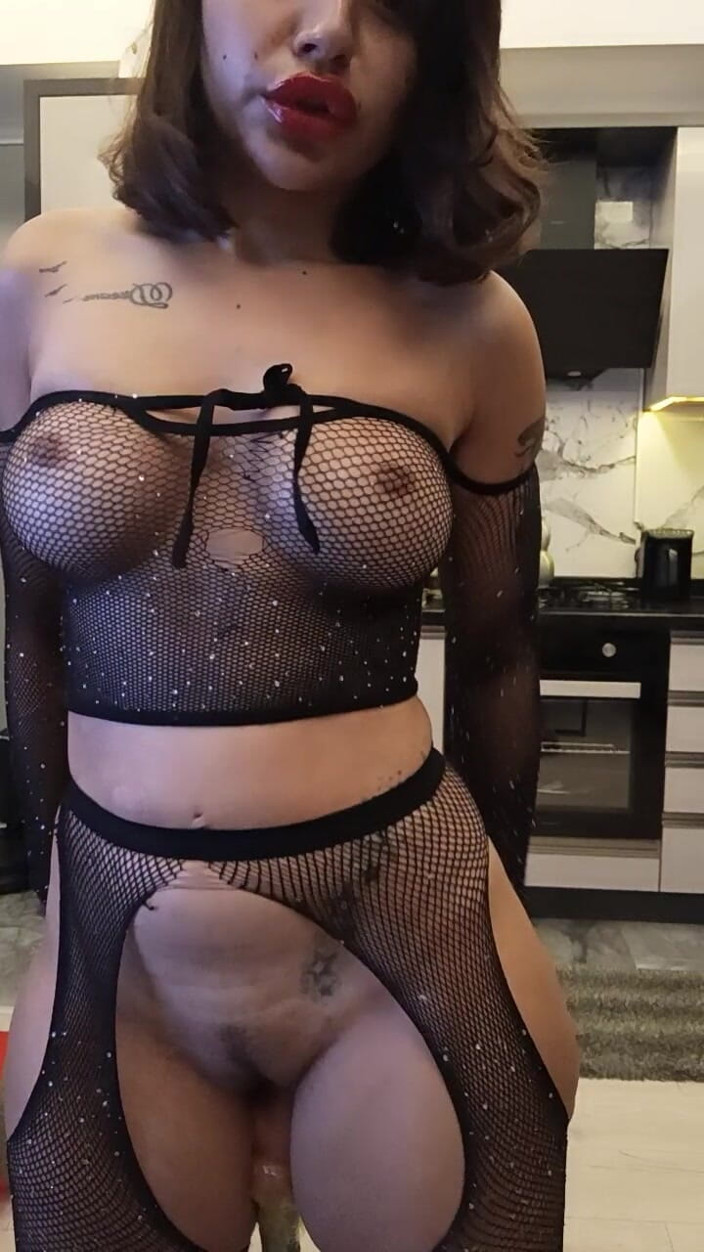 Esmer Tarcin: Masturbation Avec Bas Résille (ömer)