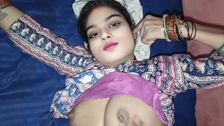 Ramashish: Desi holka ukazuje prsa