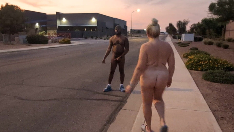 Rendezvousing Assets: Tlustá bbw manželka miluje předvést a být nahá na veřejnosti!