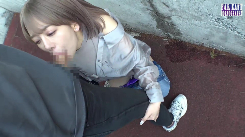 Far East pornography: Stream Journey como uma beleza esbelta domina a emoção de...