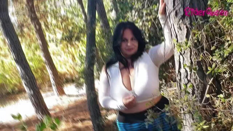 Riderqueen: My Wife Outdoor
