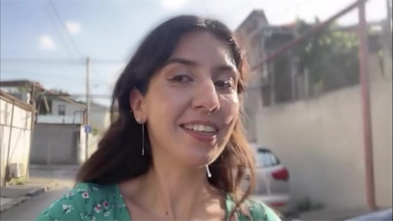 Hefburg: Teenie Bukkake Cumwalk - 18yo Pokryte w Cum Walking 