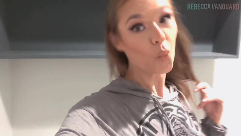 Rebecca Vanguard: Mi sentivo dopo il trucco fatto sul set quindi ho...