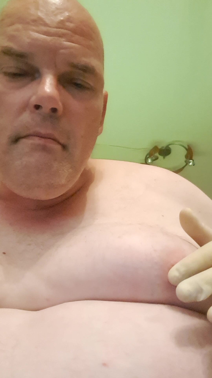 Fickspecht: The Bitch in Latex Gloves