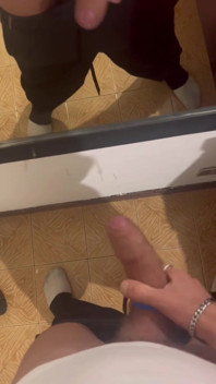 What a Delicious Jerk off!!!