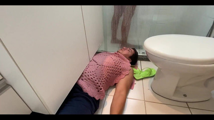 KiffaFeet: Trampar fotslav efter dusch