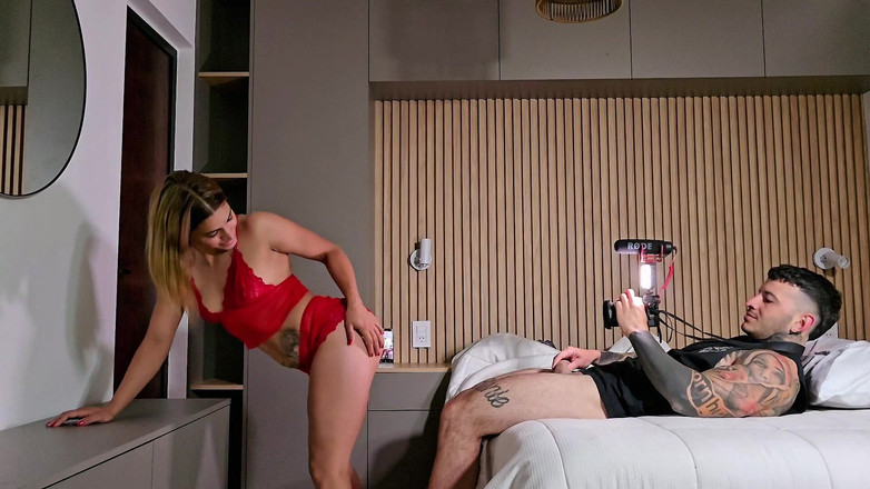 Young big apple: Me Pongo Lencería Sexy Y Tengo Sexo Con Mi Cuñado...