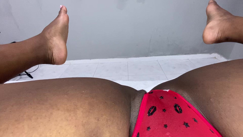 omairaberbatov: I Love Using New Toys to Pamper My Vagina